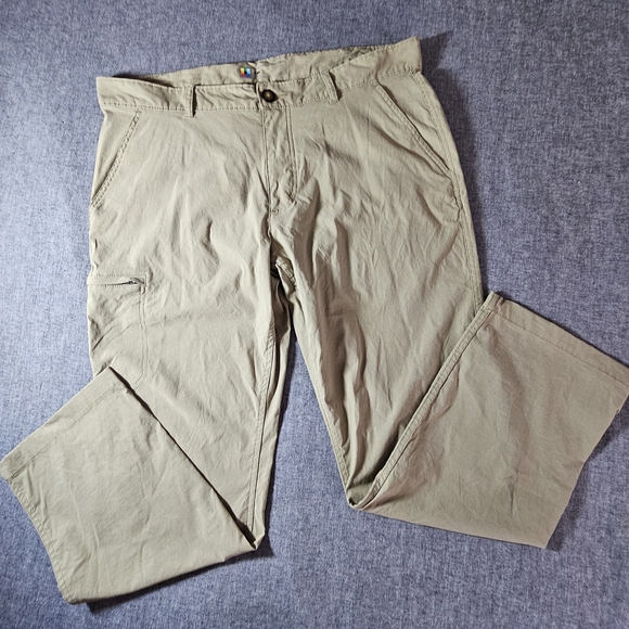 UNIONBAY Men's Ranier Travel Pants - Picture 4 of 7